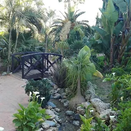 La Casita Azul Close To The Apartment *