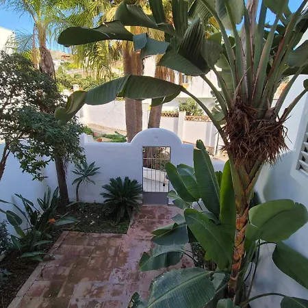 La Casita Azul Close To The Apartment Almunecar